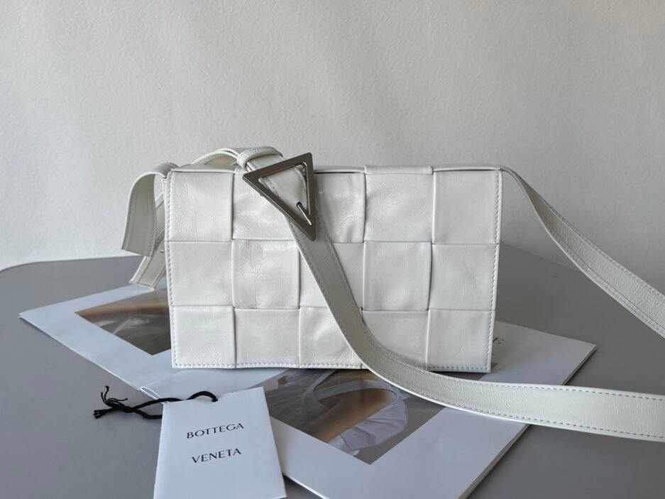 Bottega Veneta Cassette White